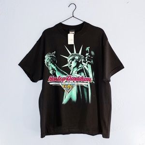 Harley Davidson 90s New York Cafe Single Stitch Tee Size
Large DEADSTOCK